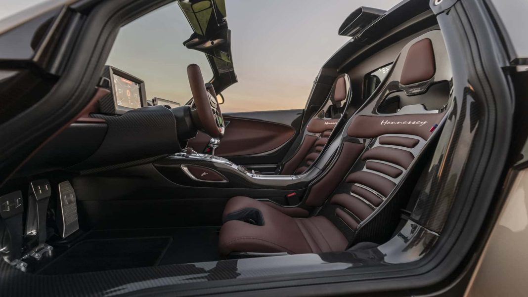 hennessey-venom-f5-2025-mit-schaltgetriebe (13) Hennessey Venom F5 Revolution LF
