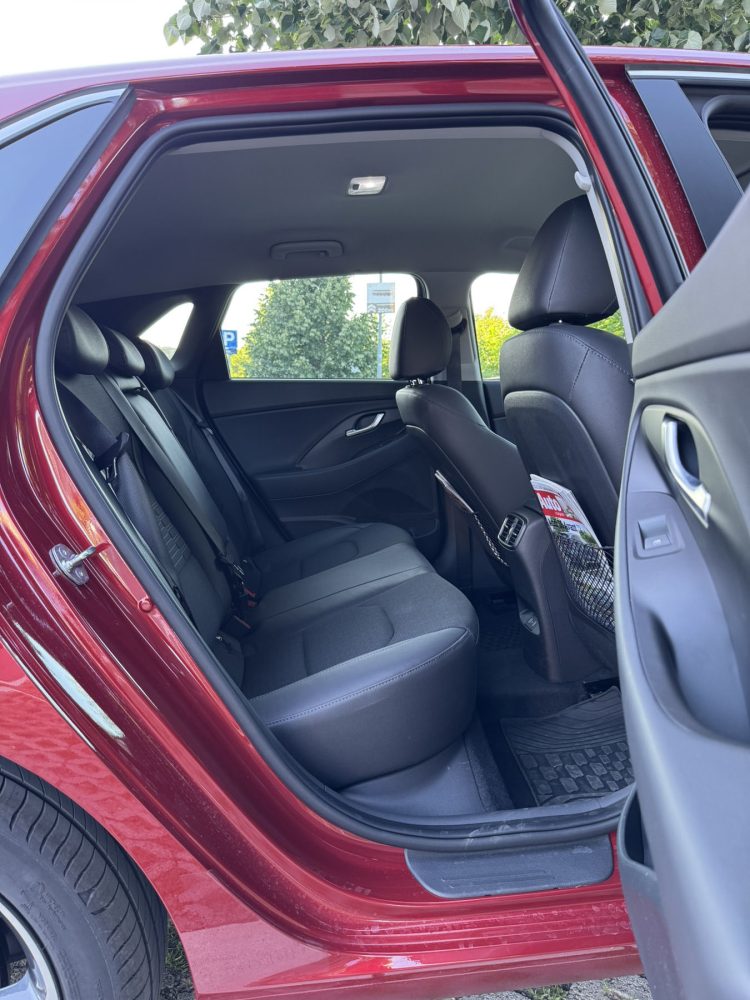 Auto magazin Srbija TEST Hyundai i30 1.5 DPi GLS Impression