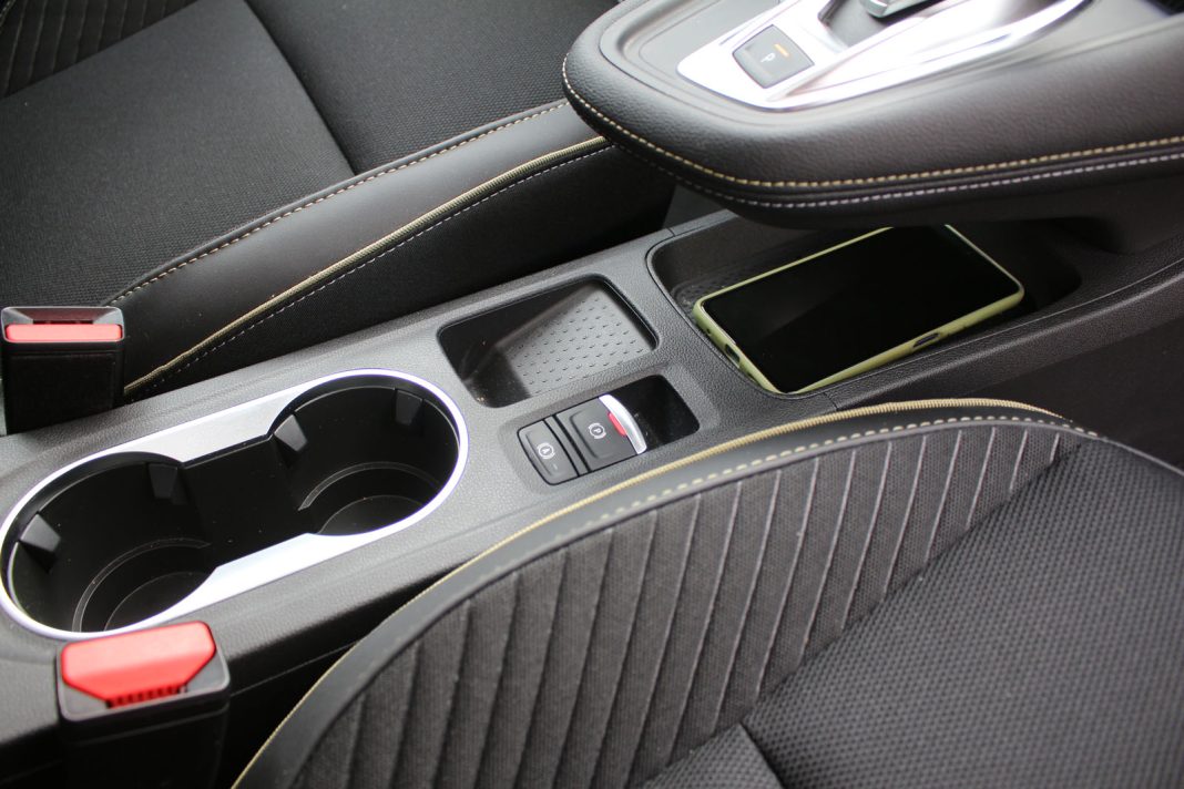 Auto magazin Srbija Test Renault Symbioz E-Tech 145 Hybrid Iconic
