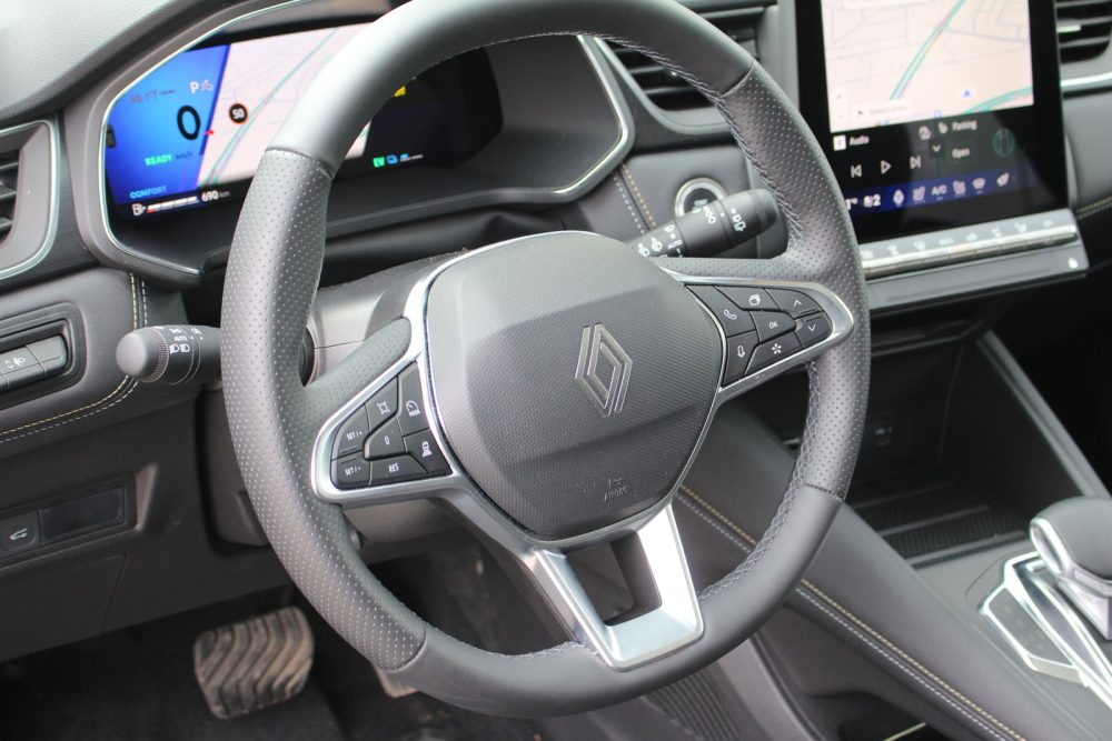 Auto magazin Srbija Test Renault Symbioz E-Tech 145 Hybrid Iconic