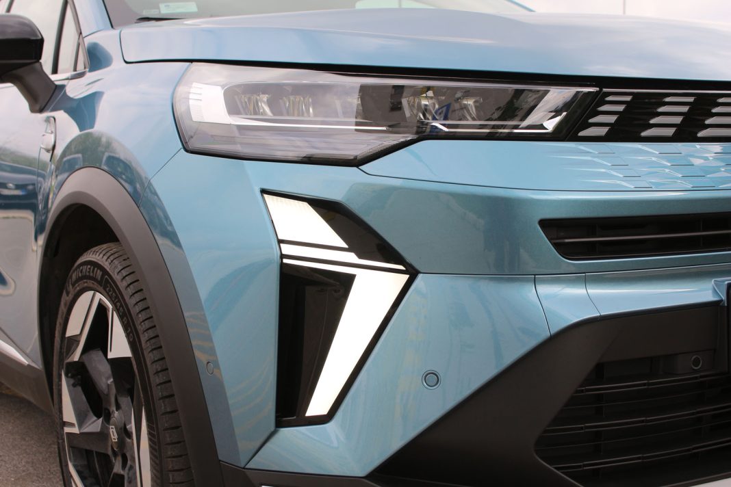 Auto magazin Srbija Test Renault Symbioz E-Tech 145 Hybrid Iconic