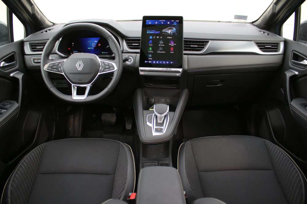 Auto magazin Srbija Test Renault Symbioz E-Tech 145 Hybrid Iconic