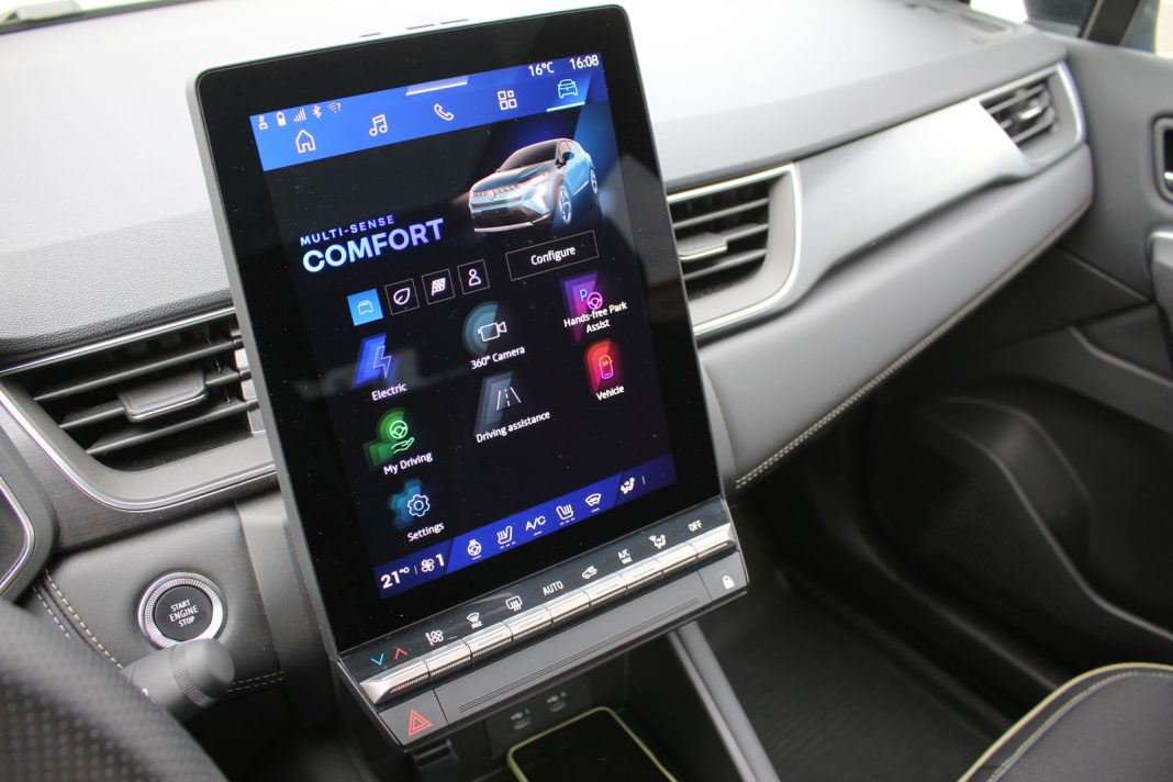 Auto magazin Srbija Test Renault Symbioz E-Tech 145 Hybrid Iconic