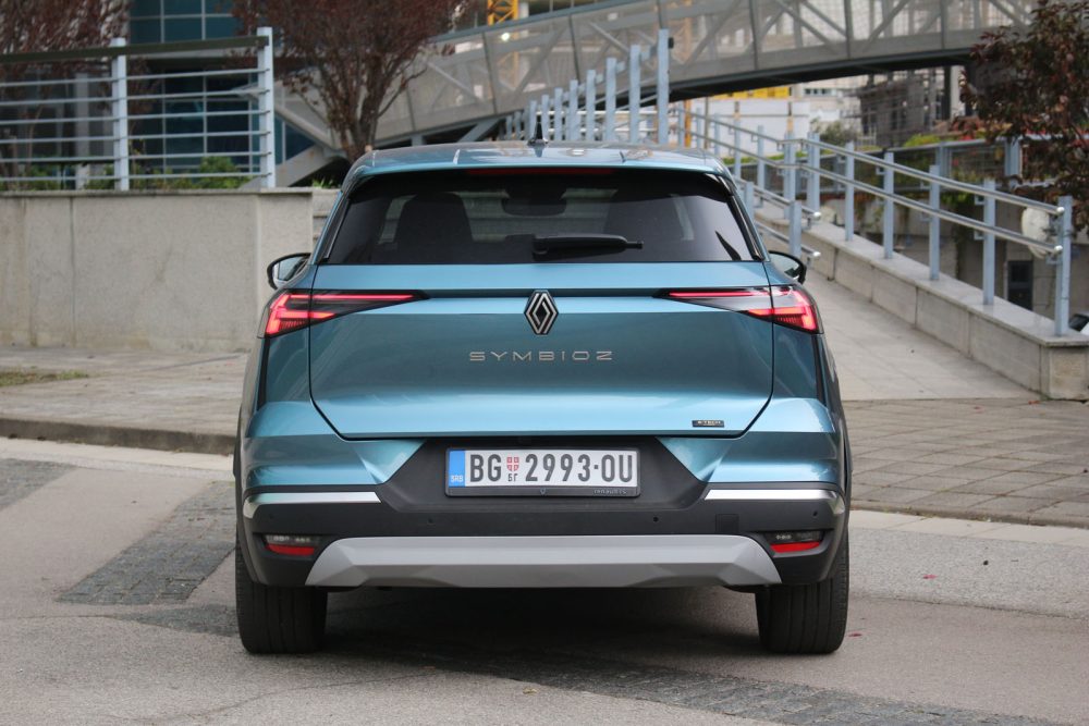 Auto magazin Srbija Test Renault Symbioz E-Tech 145 Hybrid Iconic