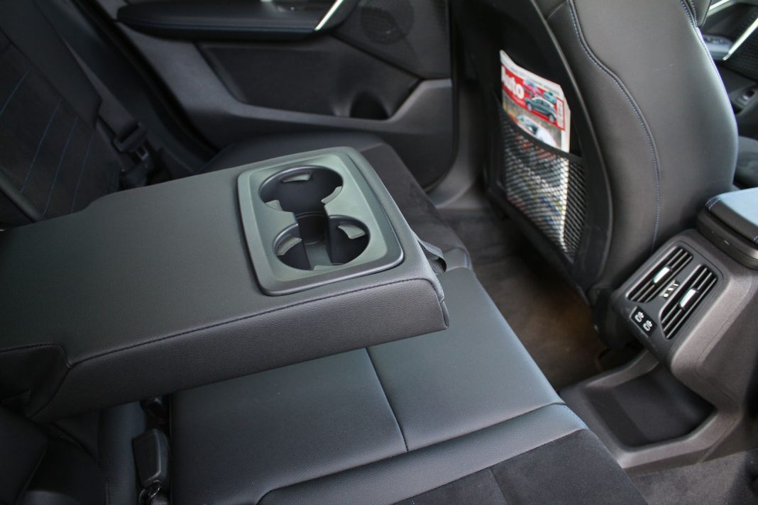 IMG_7487 Auto magazin Srbija TEST BMW X1 sDrive 18d