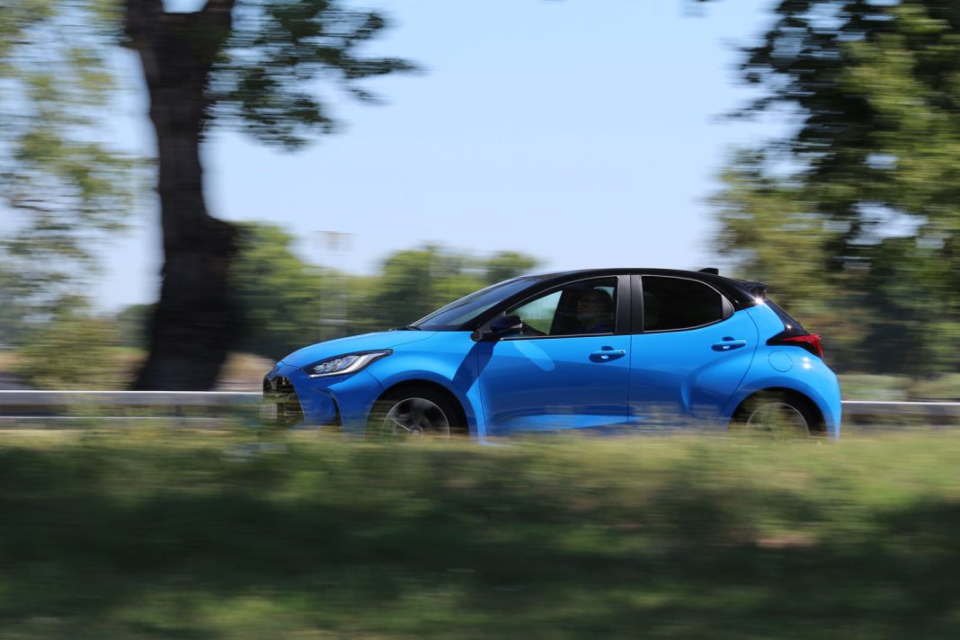 Auto magazin Srbija TEST Toyota Yaris 1,5 VVTi HEV 130