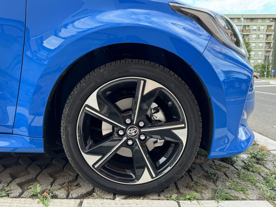 Auto magazin Srbija TEST Toyota Yaris 1,5 VVTi HEV 130