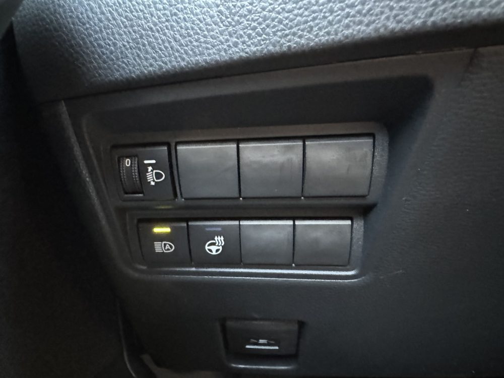 Auto magazin Srbija TEST Toyota Yaris 1,5 VVTi HEV 130