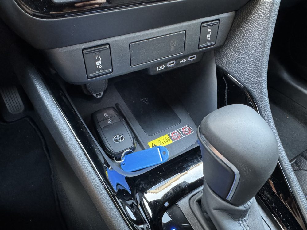 Auto magazin Srbija TEST Toyota Yaris 1,5 VVTi HEV 130