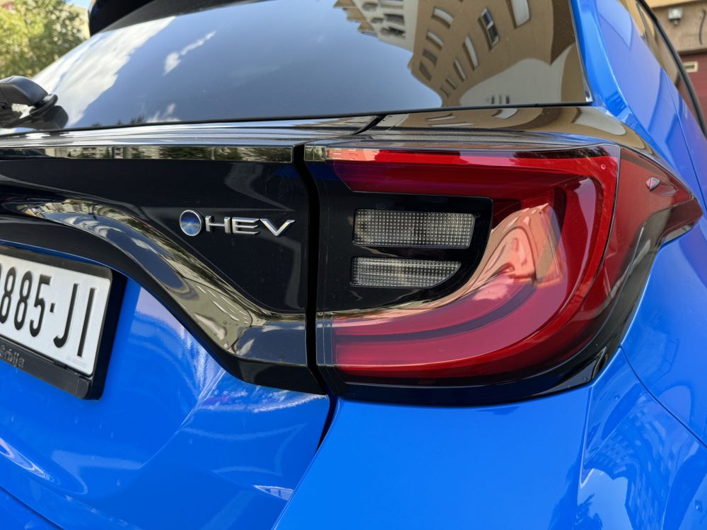 Auto magazin Srbija TEST Toyota Yaris 1,5 VVTi HEV 130