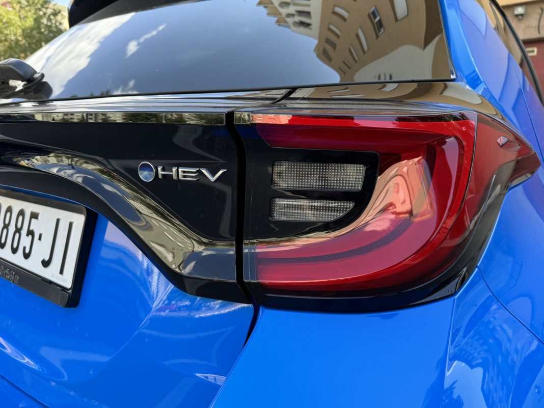 Auto magazin Srbija TEST Toyota Yaris 1,5 VVTi HEV 130