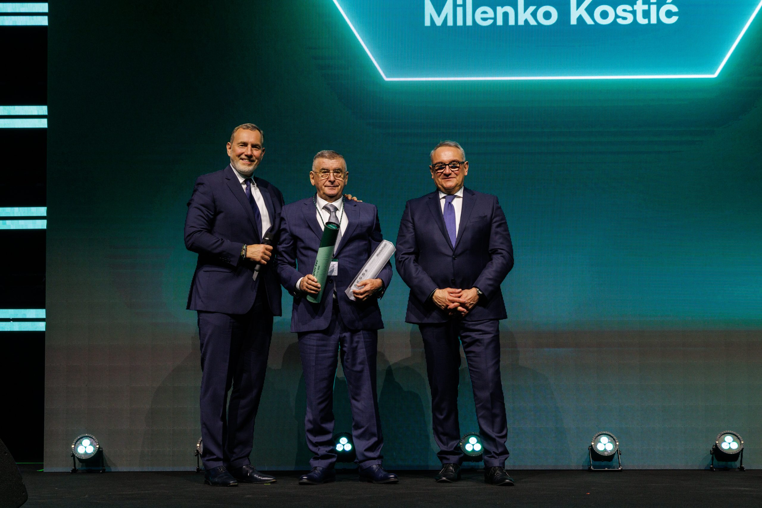 Nagrada za životno delo predsedniku kompanije Auto Čačak Milenku Kostiću