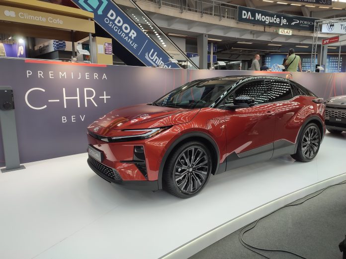 Toyota C-HR+