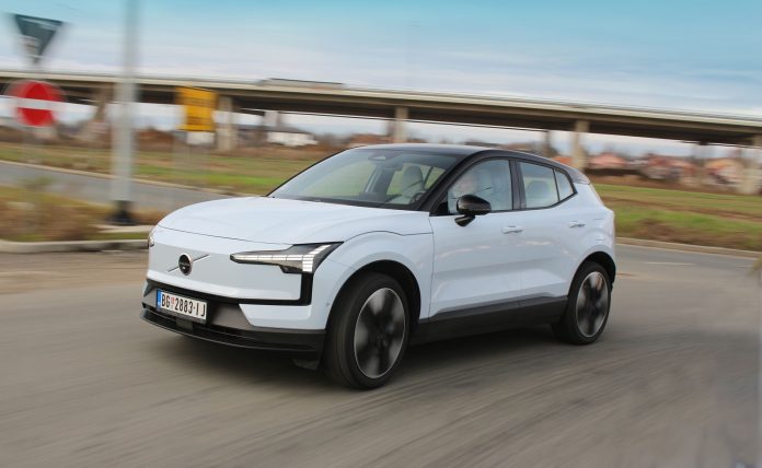 AUto magazin Srbija Test Volvo EX30