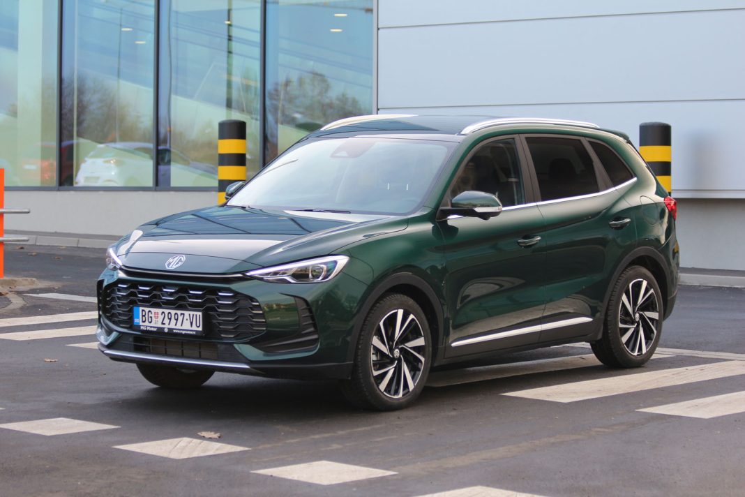 IMG_4628 Auto magazin Srbija TEST MG ZS Hybrid+ Luxury