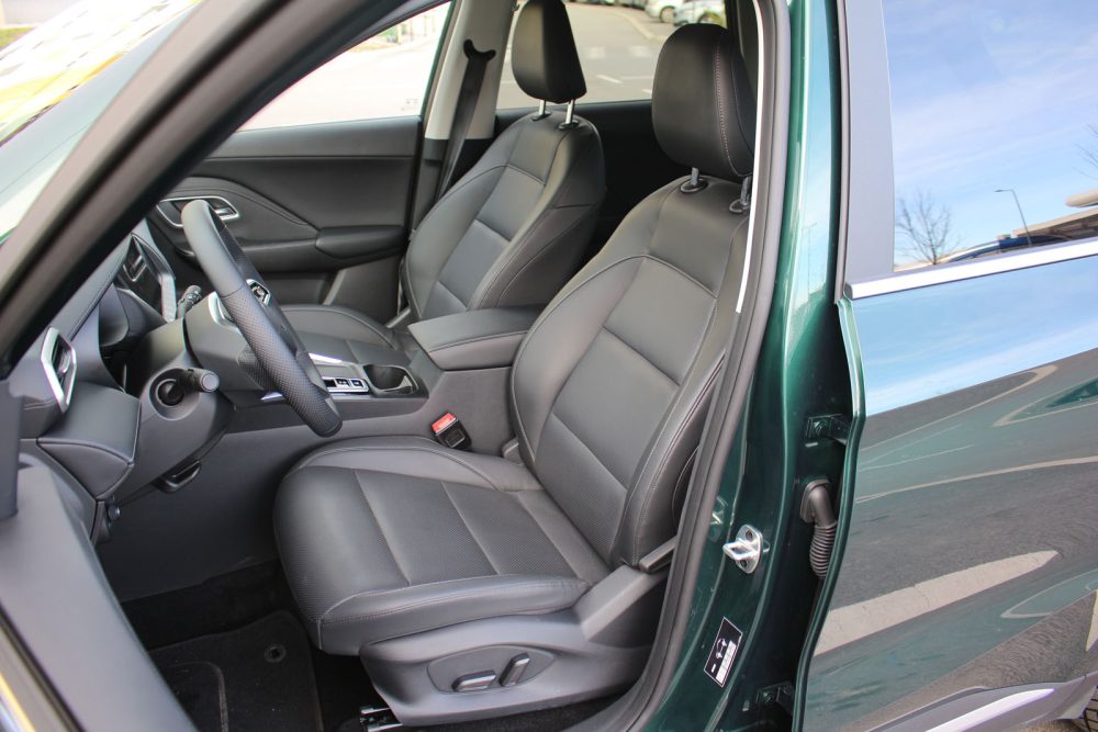 Auto magazin Srbija TEST MG ZS Hybrid+ Luxury