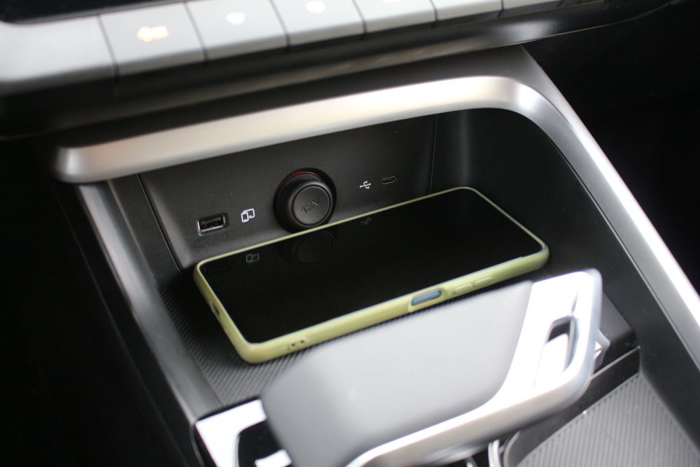 Auto magazin Srbija TEST MG ZS Hybrid+ Luxury
