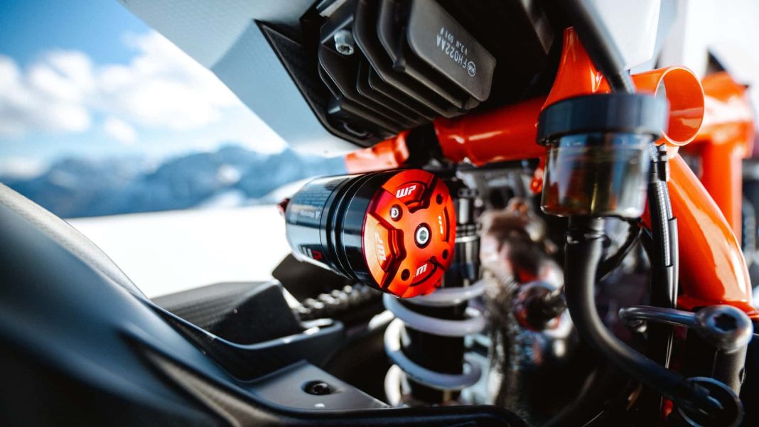 2026-ktm-1390-super-duke-rr (10) KTM 1390 Super Duke RR