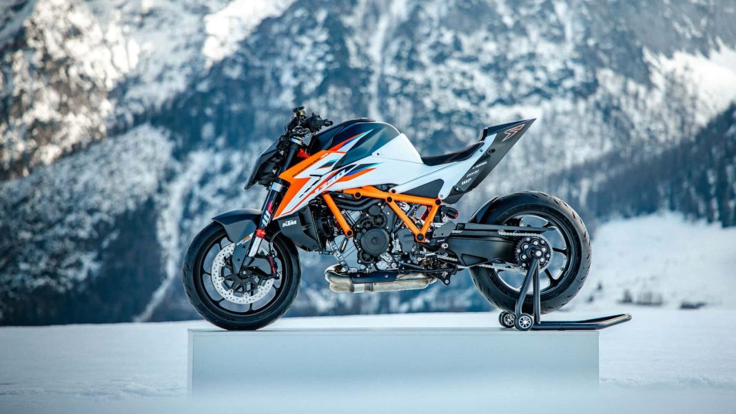 2026-ktm-1390-super-duke-rr (8) KTM 1390 Super Duke RR