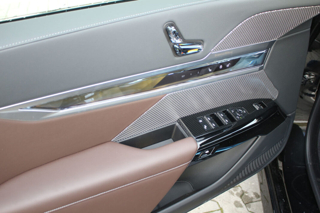 IMG_1520 Auto magazin Srbija Test BMW i7 xDrive60