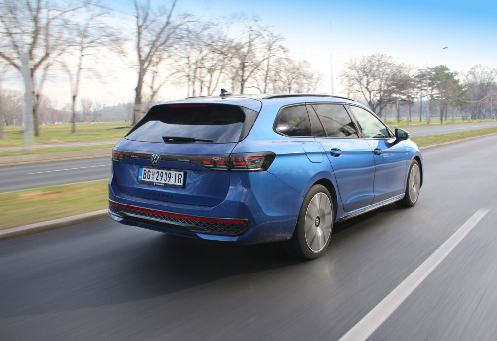 Auto magazin Srbija Test VW Passat 2,0 TDI 4Motion R-Line