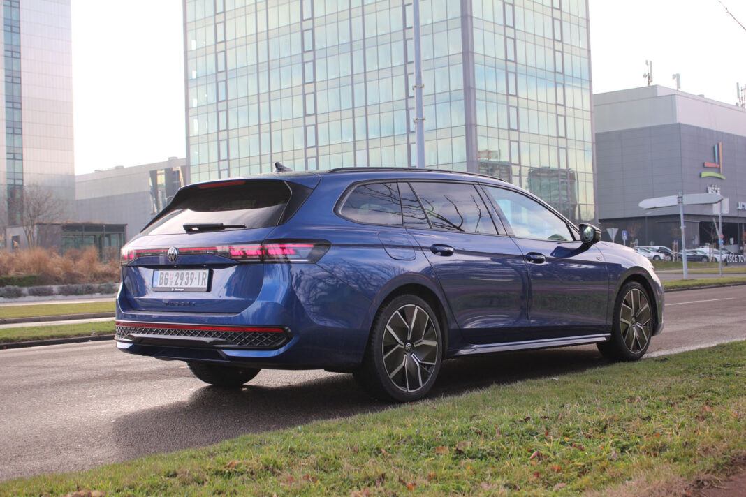 IMG_7579 Auto magazin Srbija Test VW Passat 2,0 TDI 4Motion R-Line