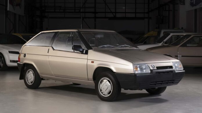 Škoda 783 Favorit