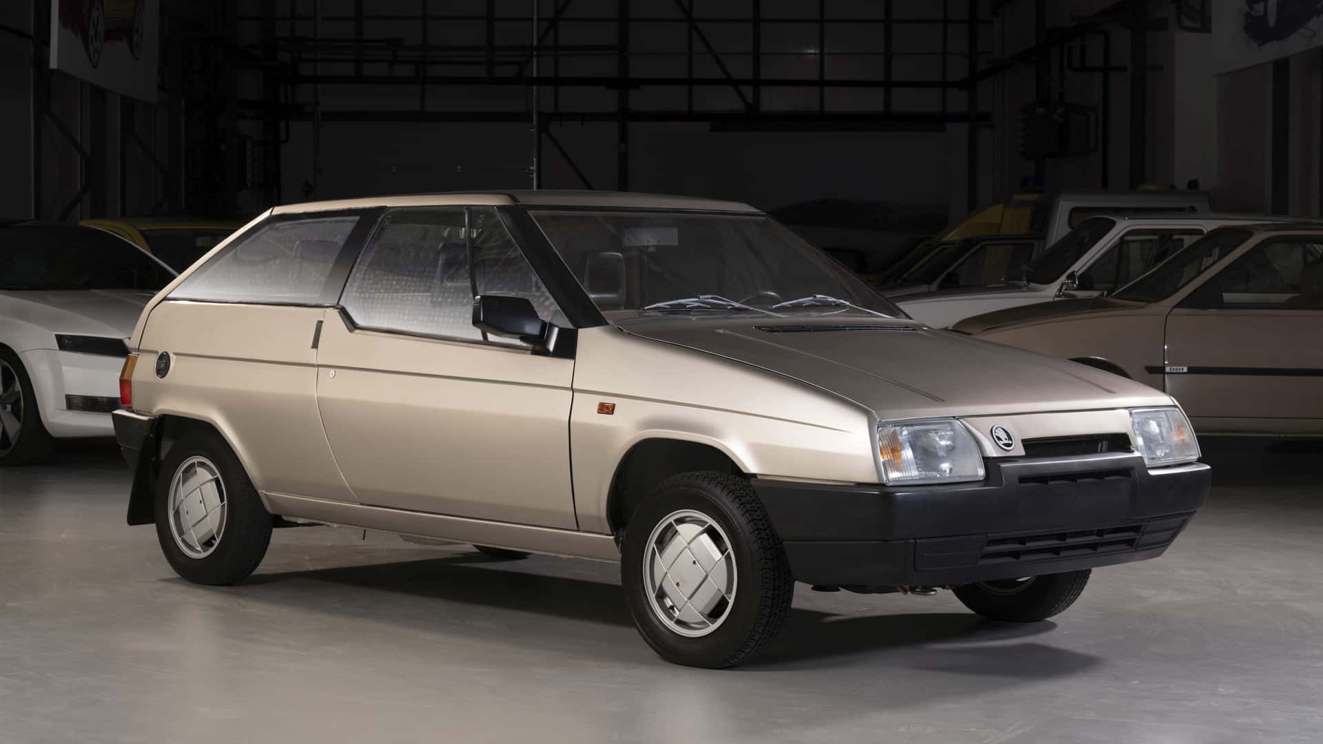 Ovako je mogao da izgleda Škoda Favorit sa troja vrata