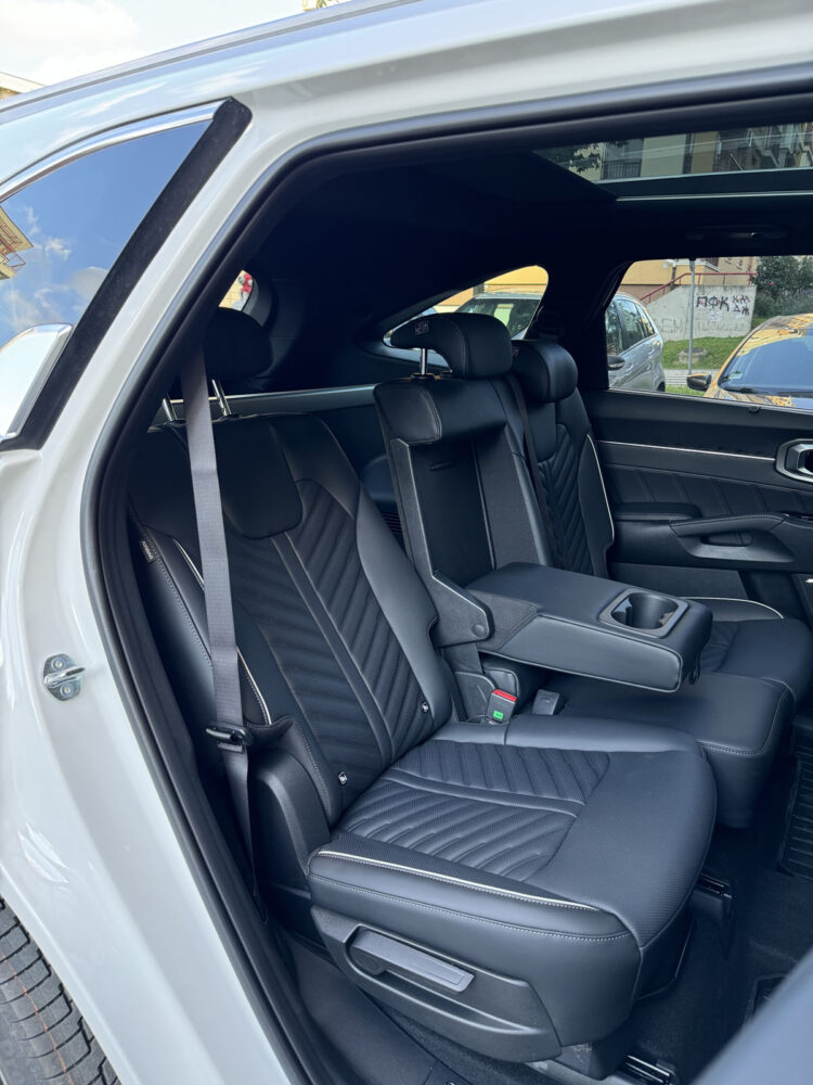 Auto magazin Srbija Test Kia Sorento 2,2TCi EX Limited Panorama 4WD 8 DCT