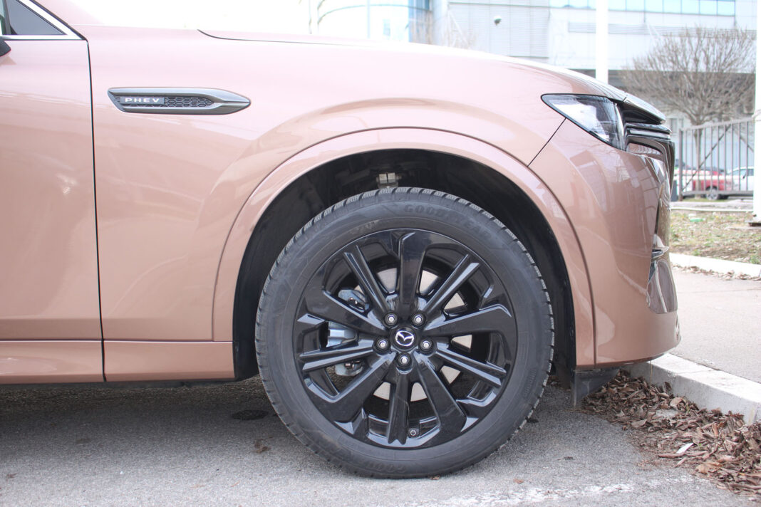 IMG_5685 Auto magazin Srbija Test Mazda CX-80 2,5 e-Skyactiv PHEV Homura Plus