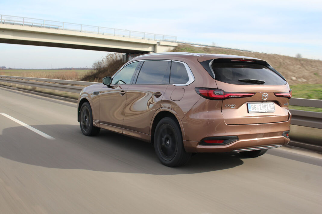 IMG_6099 Auto magazin Srbija Test Mazda CX-80 2,5 e-Skyactiv PHEV Homura Plus
