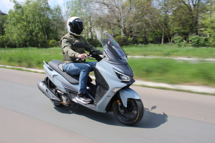 SYM Joymax 300