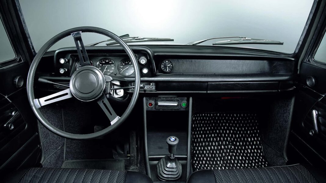 bmw-02-1966-1977-33