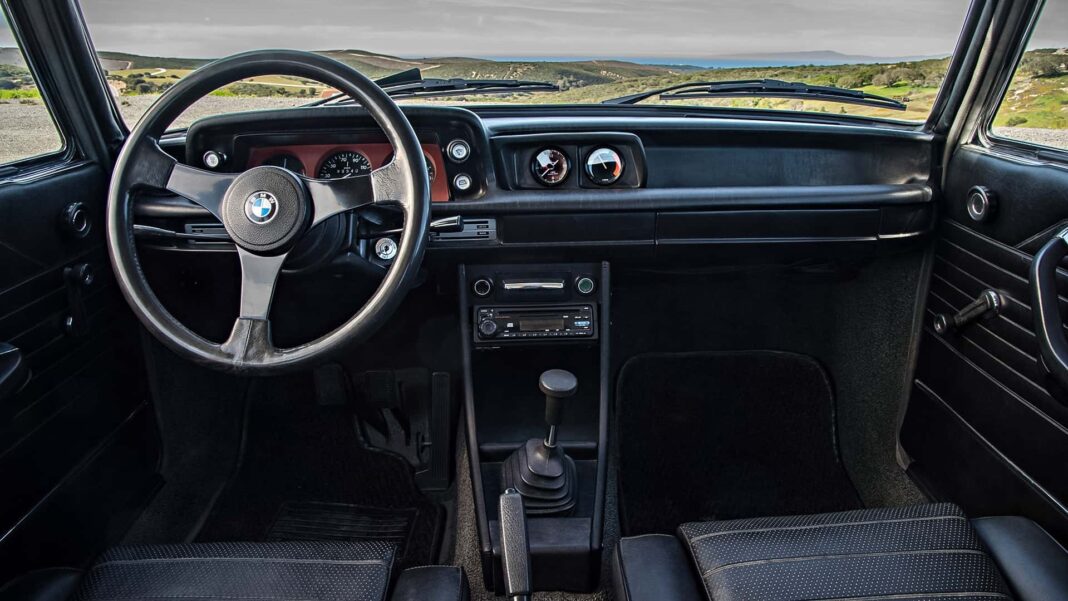 bmw-02-1966-1977-41