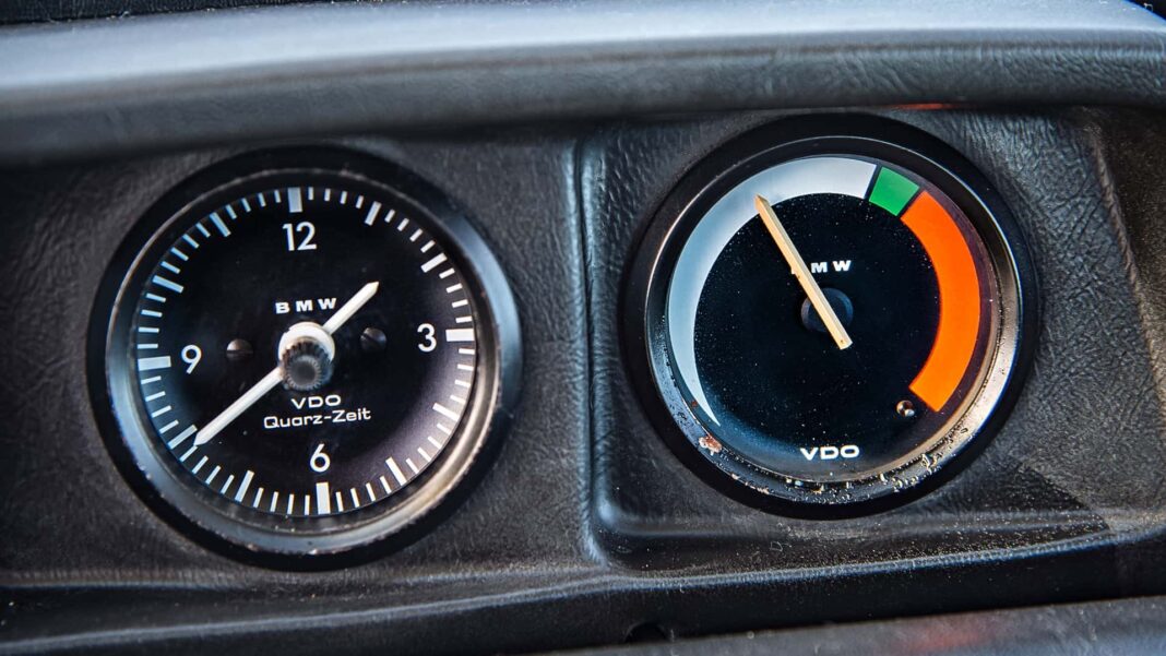 bmw-02-1966-1977-43