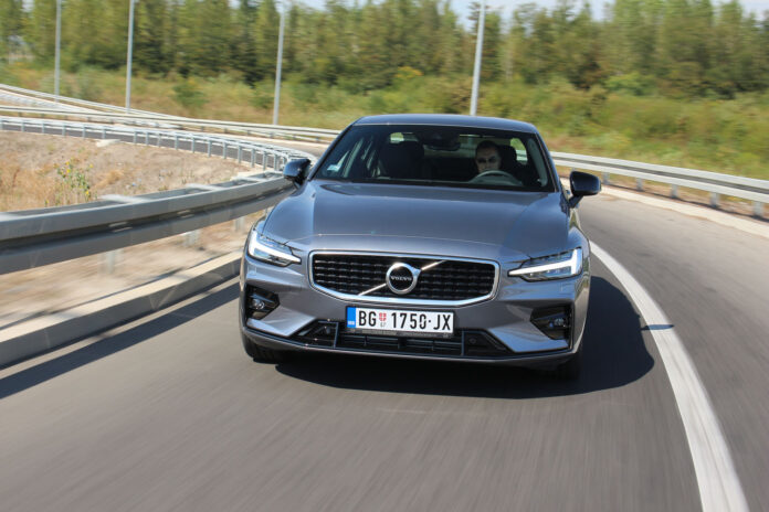 Auto magazin Srbija Test Volvo S60 T5 AT R-Design