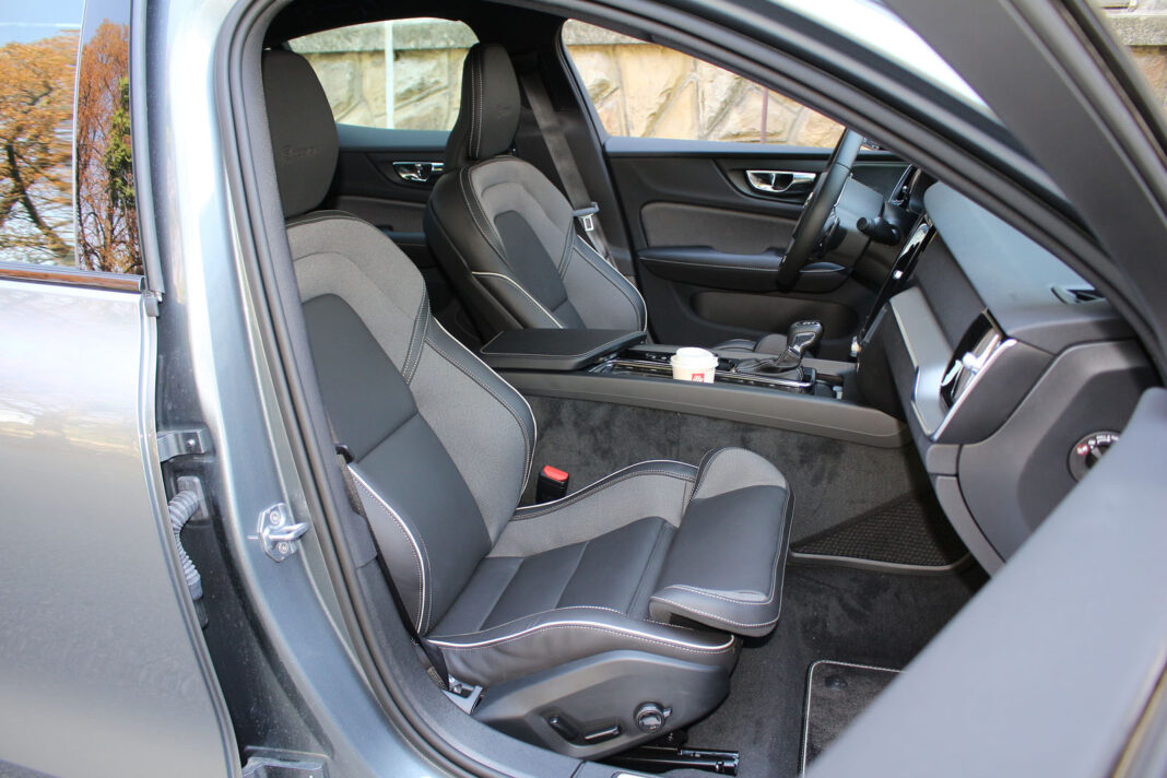 IMG_4635 Auto magazin Srbija Test Volvo S60 T5 AT R-Design