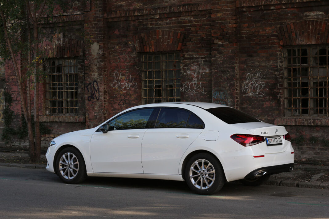 IMG_6055 Auto magazin Srbija Test Mercedes-Benz A180d Sedan