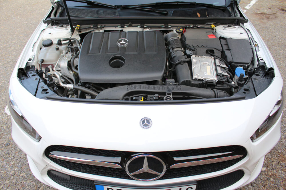 Auto magazin Srbija Test Mercedes-Benz A180d Sedan