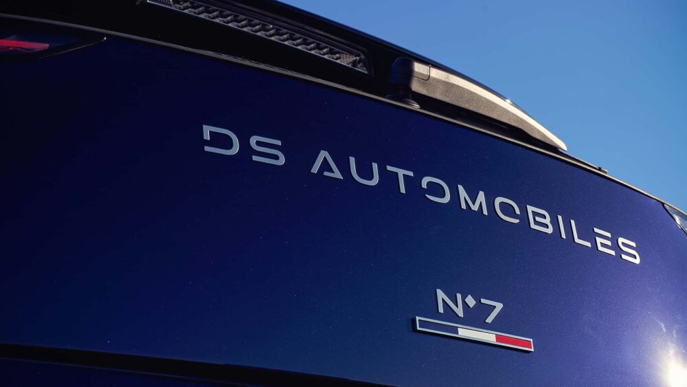 DS No.7 Elysee