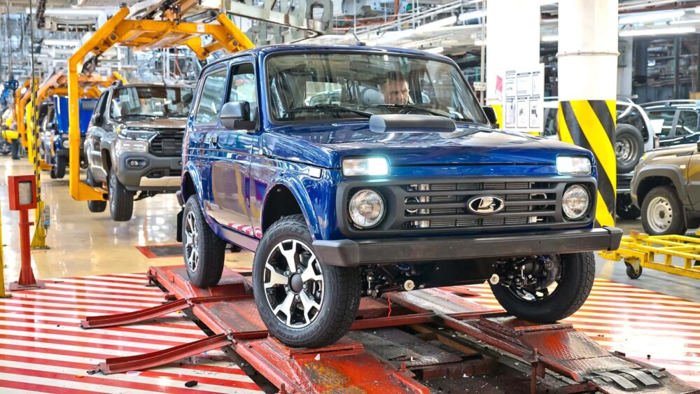 Lada Niva Legend