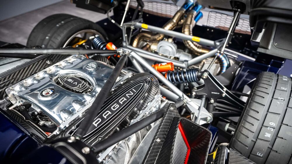 Pagani Huayra 70 Derecho