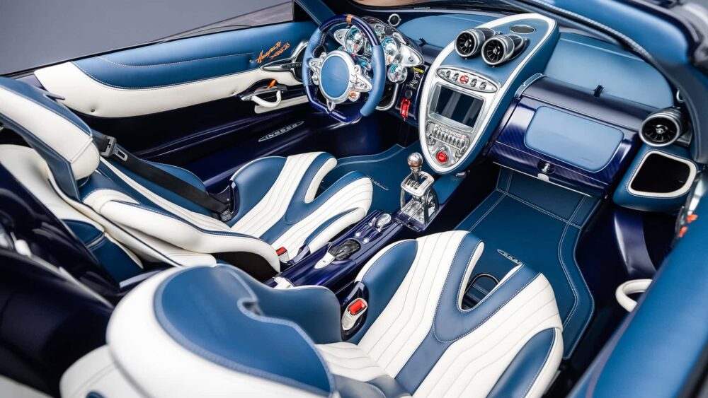 Pagani Huayra 70 Derecho