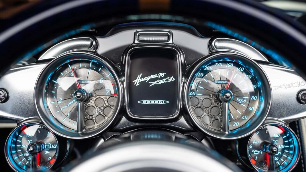 pagani-huayra-70-derecho-2026 (6) Pagani Huayra 70 Derecho