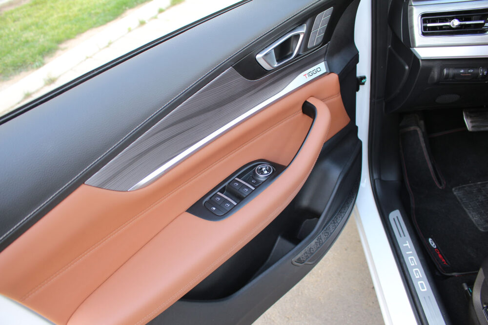 Auto magazin Srbija Test Chery Tiggo 8 Pro 1,6 T-GDI 7DCT 2WD Noble plus