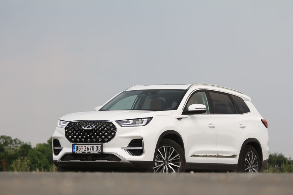 Auto magazin Srbija Test Chery Tiggo 8 Pro 1,6 T-GDI 7DCT 2WD Noble plus