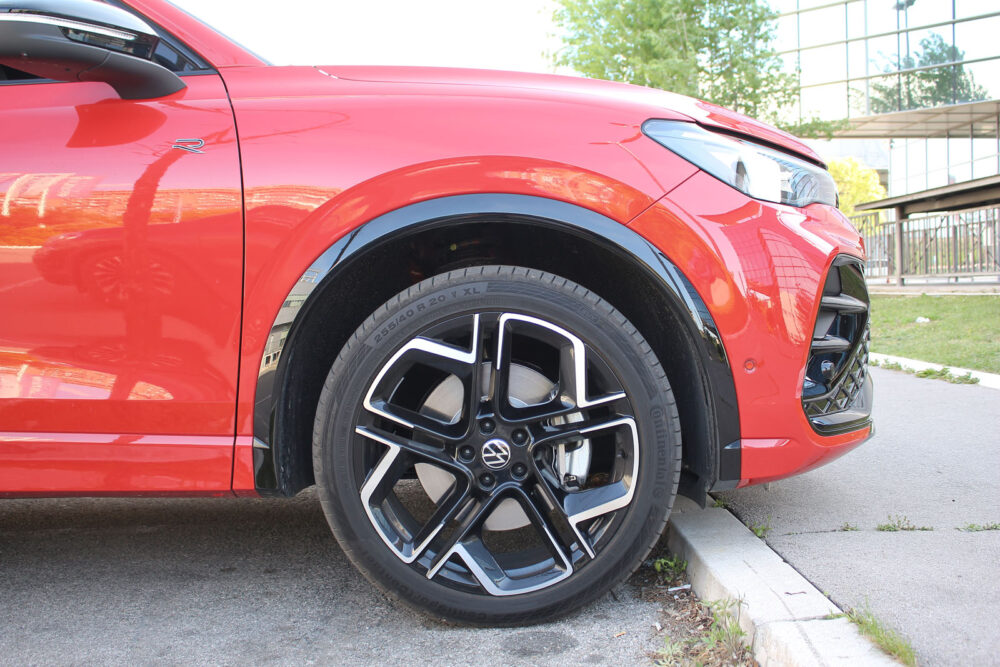 Auto magazin Srbija TEST Volkswagen Tiguan R-Line 2.0 TDI DSG 4Motion