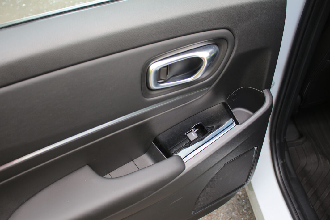 IMG_8532 Auto magazin Srbija Honda HR-V e:HEV 1,5 i-MMD Hybrid Advance