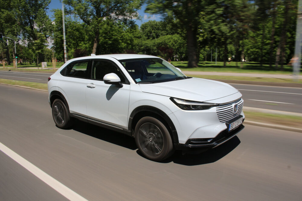 Auto magazin Srbija Honda HR-V e:HEV 1,5 i-MMD Hybrid Advance