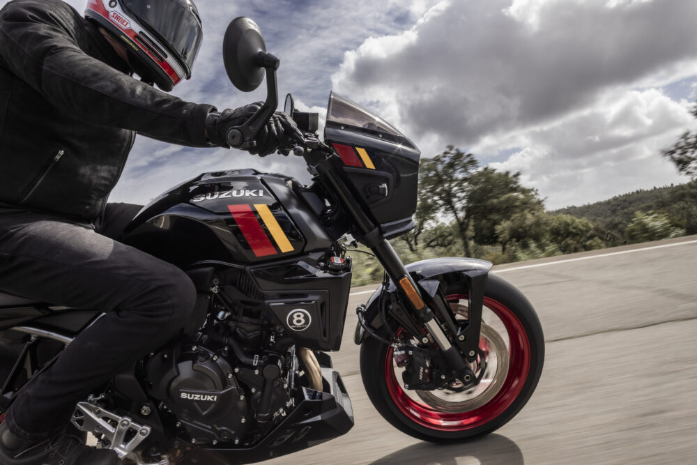 Suzuki 800TT